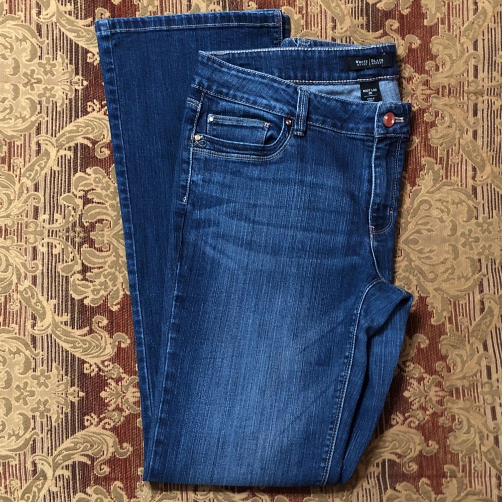 White House Black Market Size 8R Women's Bootcut Blue Jeans